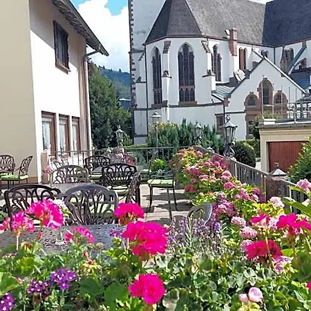 Kirchbuehl Im Schwarzwald Отель